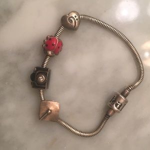 Pandora bracelet with 4 charms